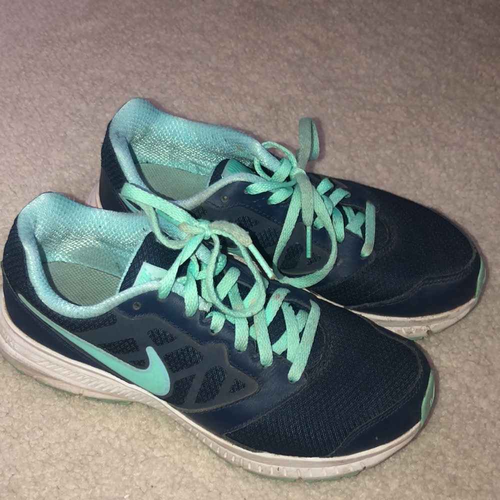 nike running shoes